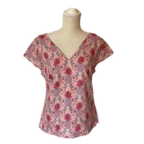 Boden Alexandra Ivory Palm Stamp Linen Top in Pink & Magenta - Picture 2 of 15